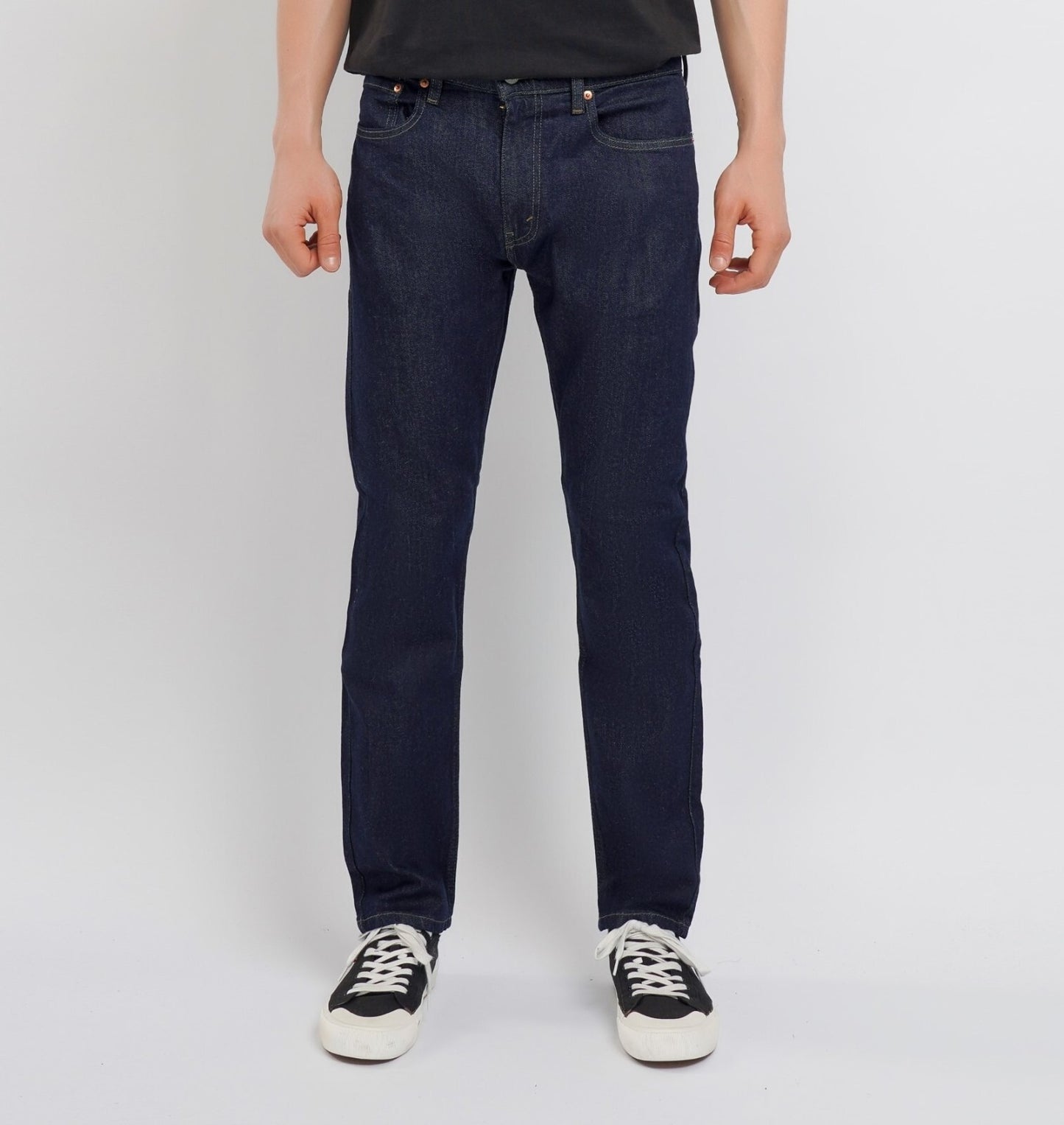 Levi's 502 Slim Fit Mens Stretchable Jeans (BLUE / BLACK) - Quid Mart