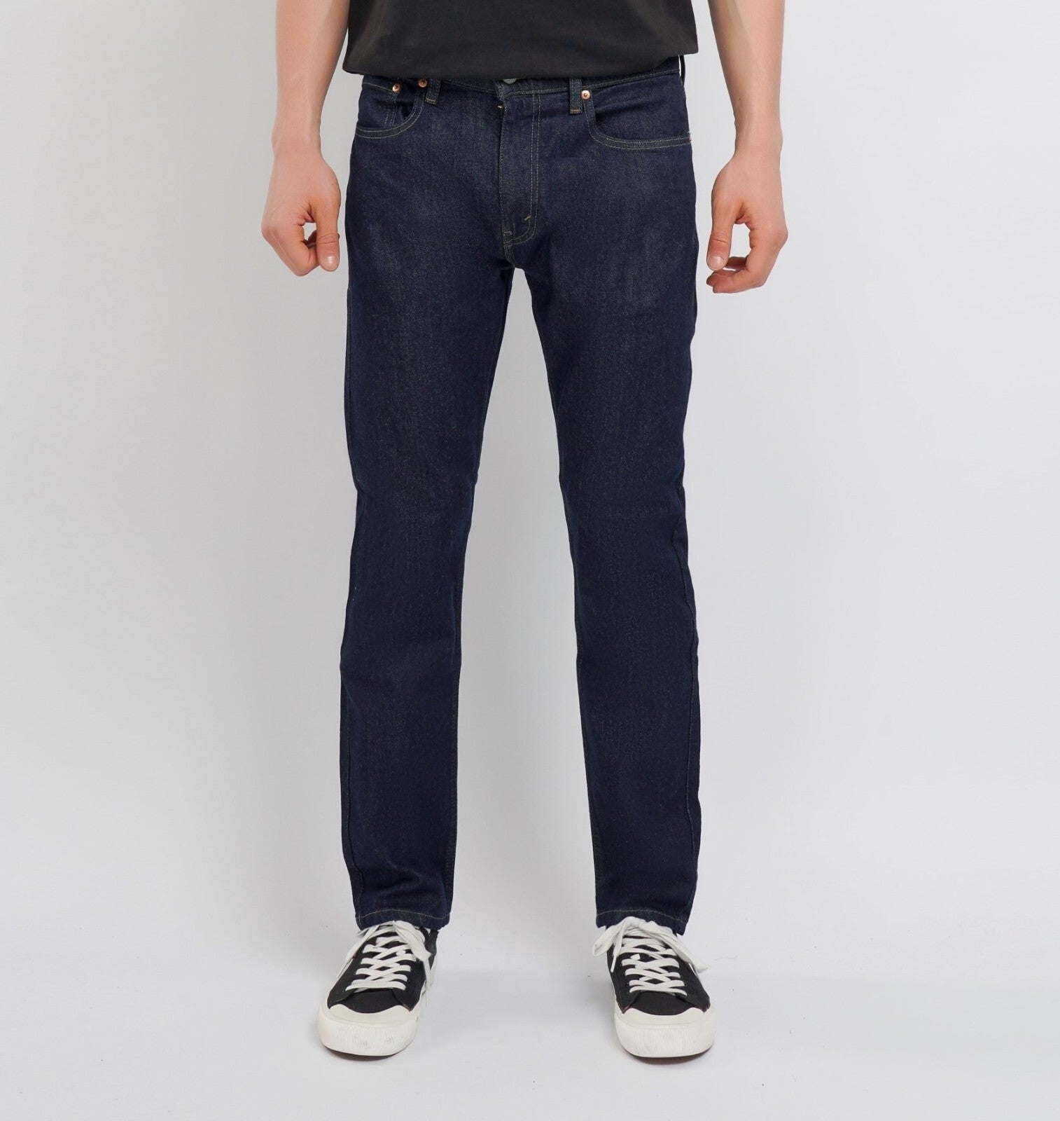 Levi's 502 Slim Fit Mens Stretchable Jeans (BLUE / BLACK) - Quid Mart
