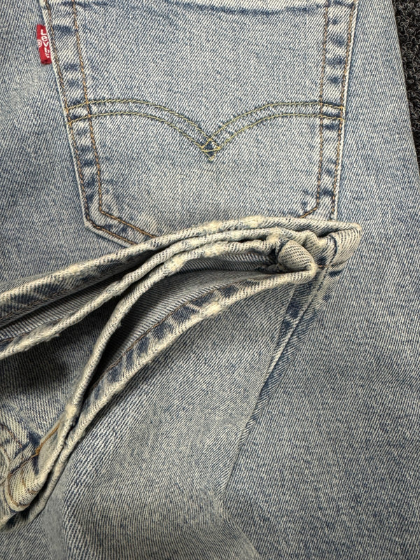 Levi’s 511 Slim Fit Men’s Jeans Medium Wash Stretch Raw Hem Denim