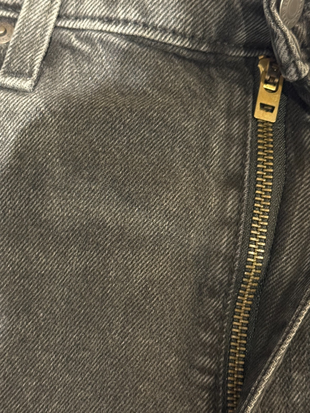 Levi's 502 Slim Fit Mens Stretchable Jeans (DULL BLACK) - Quid Mart
