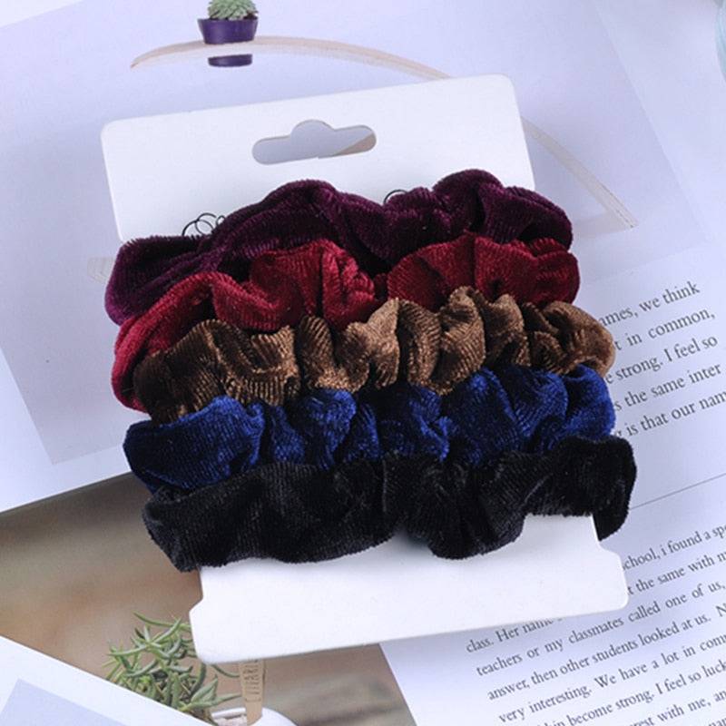 4/6 Pcs Woman Velvet Scrunchies - Fashion Hair Ties, Ponytail Holders - Quid Mart