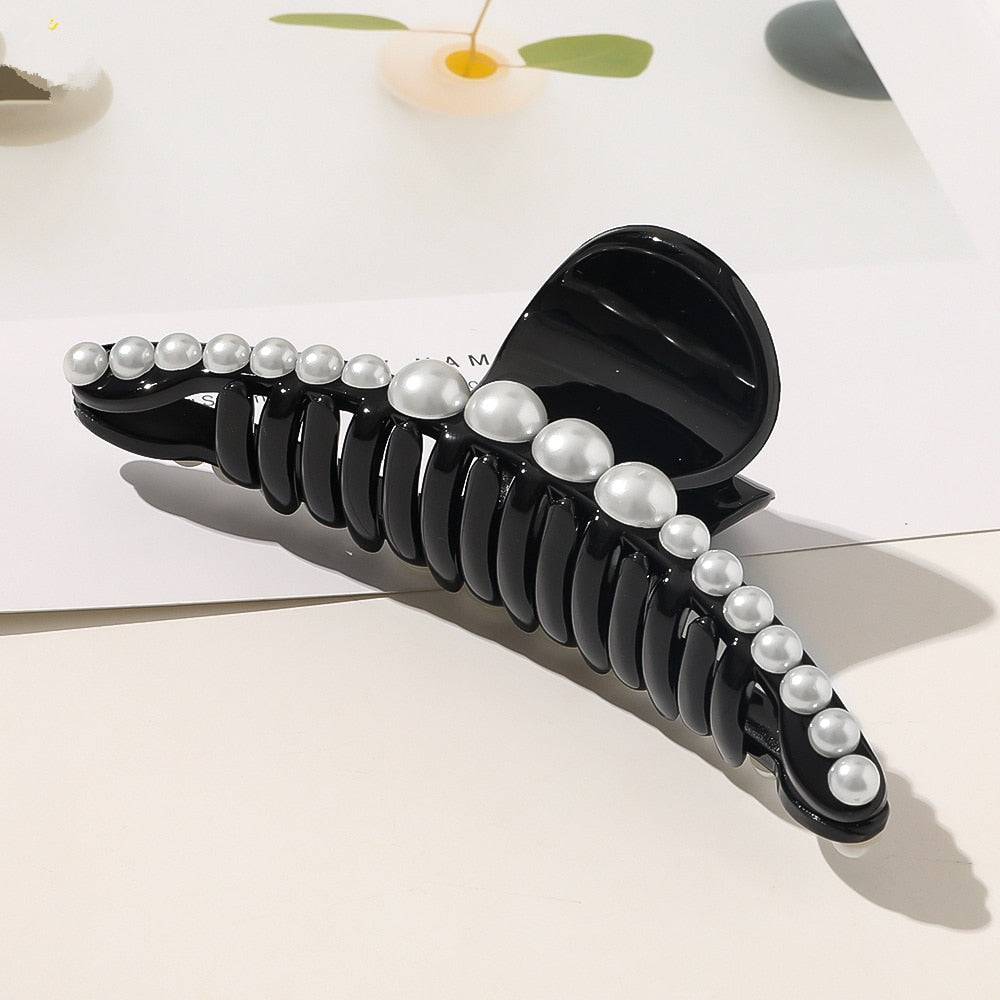 AWATYR Big Pearls Acrylic Hair Claw Clips - Makeup & Styling Barrettes for Women - Quid Mart