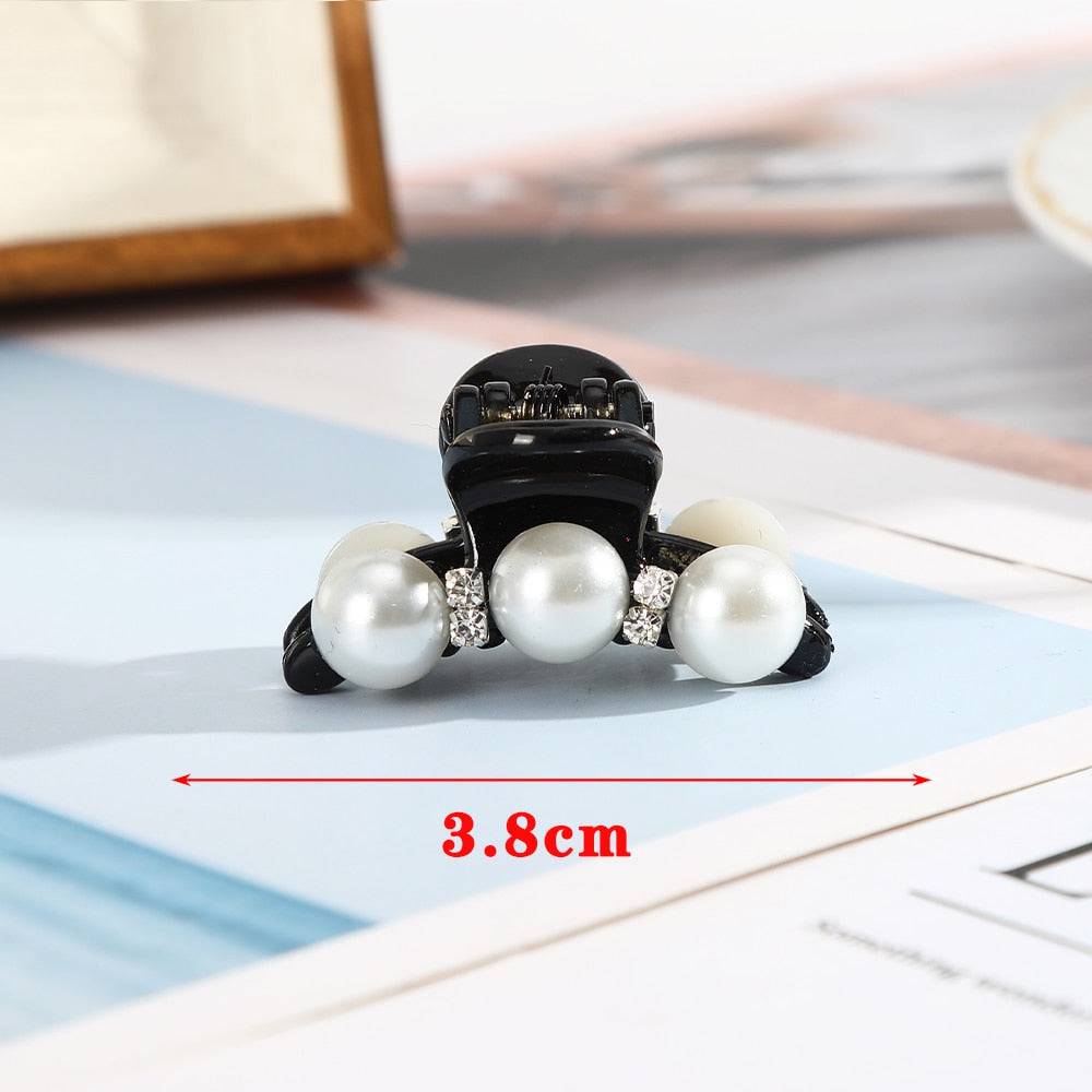 AWATYR Big Pearls Acrylic Hair Claw Clips - Makeup & Styling Barrettes for Women - Quid Mart