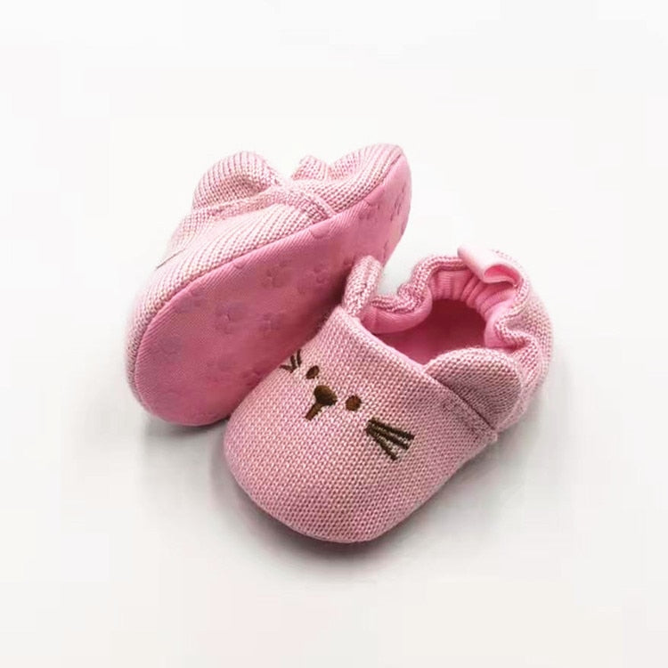 Cute Baby Knit Slippers: Adorable Cartoon Anti-slip Crib Shoes - Quid Mart