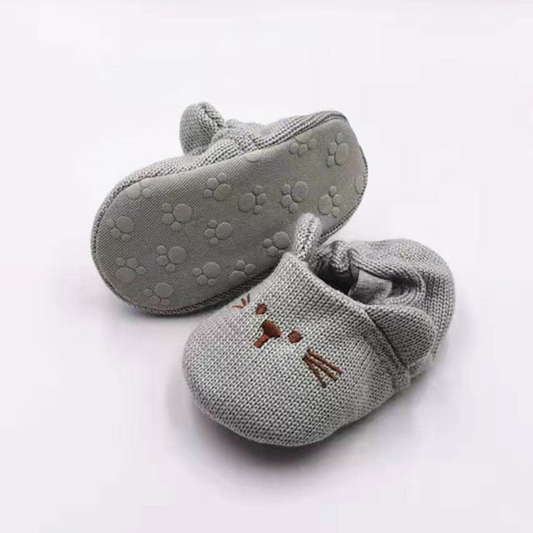 Cute Baby Knit Slippers: Adorable Cartoon Anti-slip Crib Shoes - Quid Mart