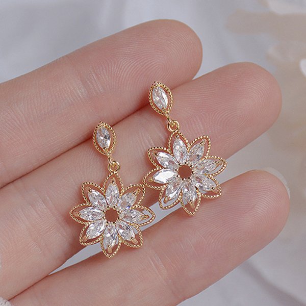 New Korea Sweet Cute Flower Crystal Temperament Geometric Shiny Zircon Earrings Statement Earrings for Women Girl Pendientes - Quid Mart