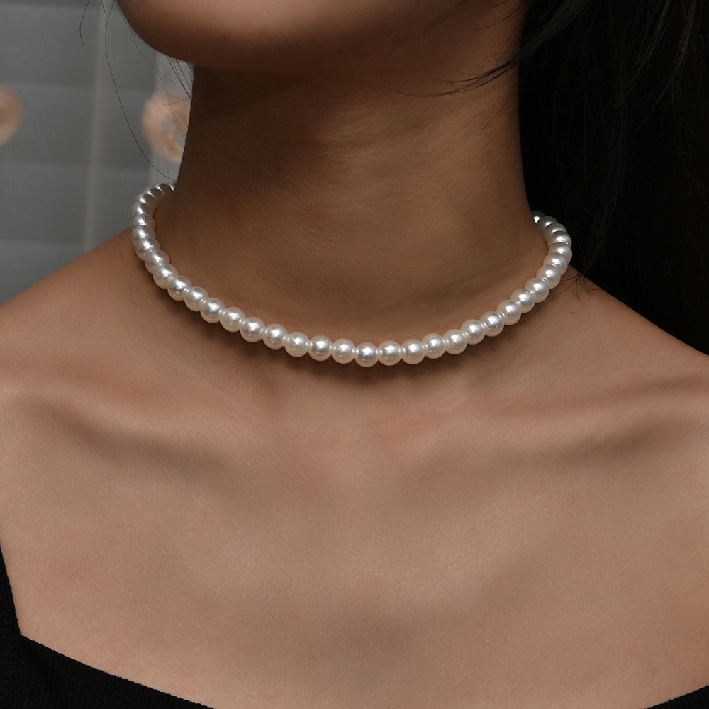 Vintage Style Simple 6MM Pearl Chain Choker Necklace For Women Wedding Love Shell Pendant Necklace Fashion Jewelry Wholesale - Quid Mart